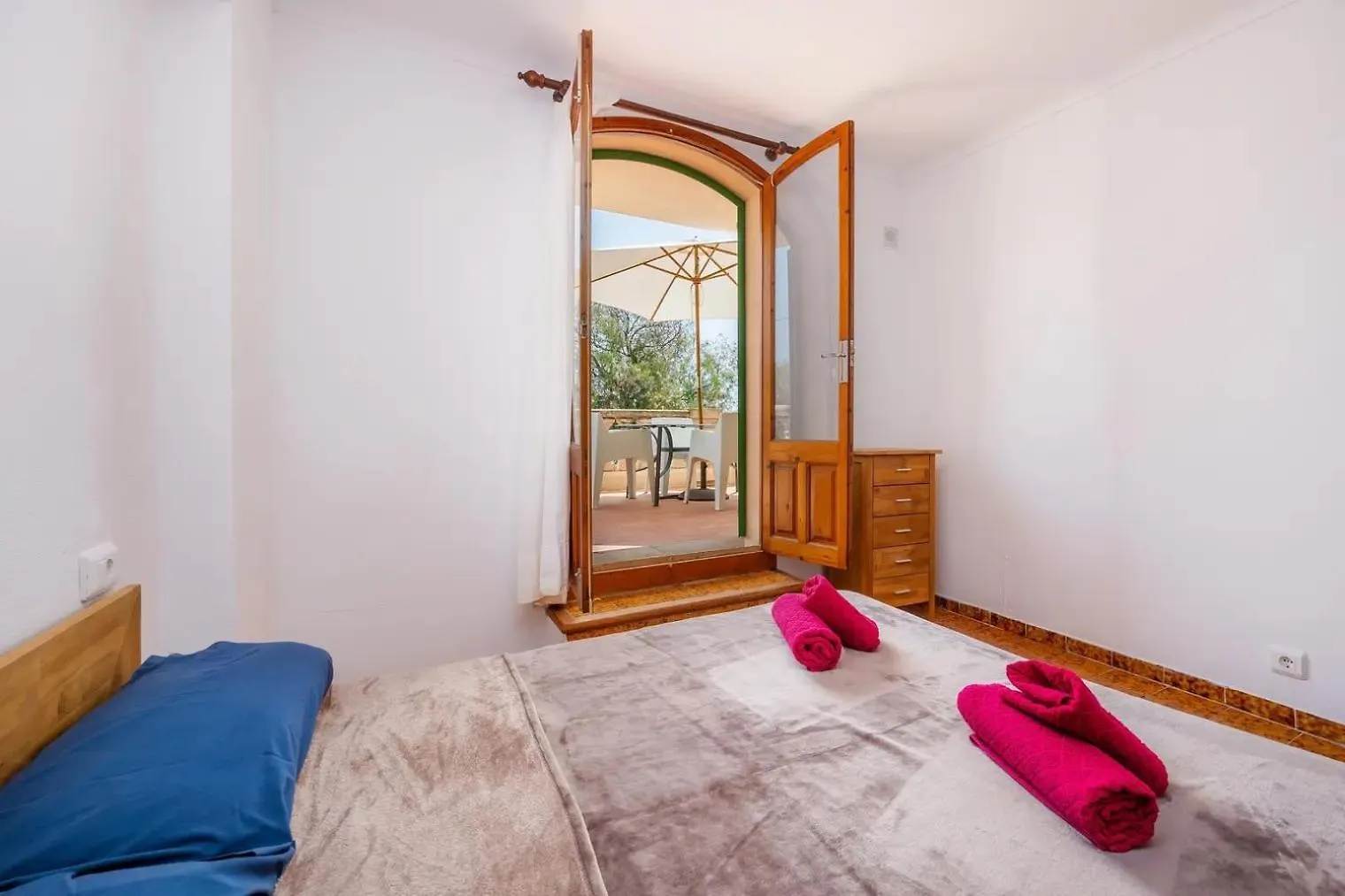 Apartamento Voramar Mhm Cala Bona Spain